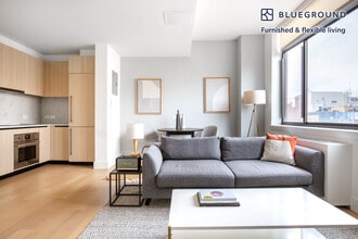 250 W 19th St in New York, NY - Building Photo - Building Photo