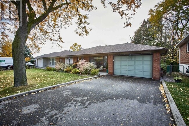 15 Pylon Pl in Toronto, ON - Building Photo - Building Photo