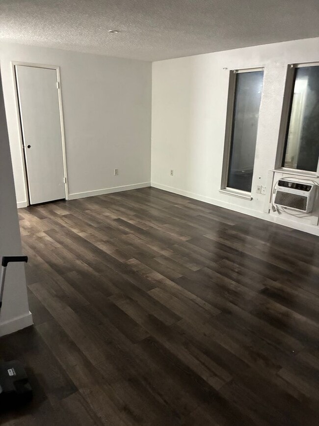 property at 1120-1120 Cherry Ave