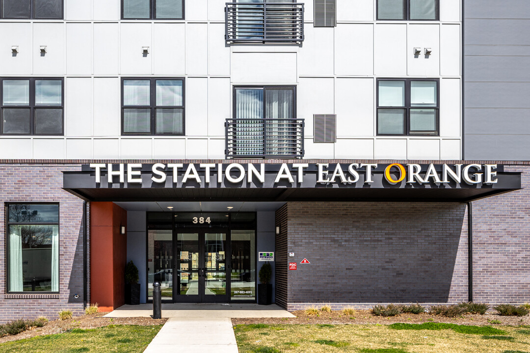 The Station at East Orange in East Orange, NJ - Foto de edificio