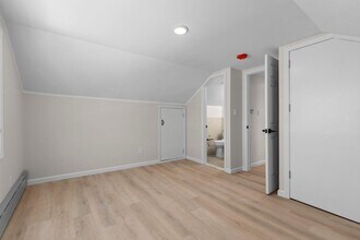 73 Rochester Ave in East Atlantic Beach, NY - Foto de edificio - Building Photo