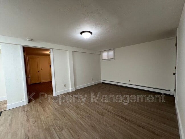 1927 7th Ave N in Great Falls, MT - Foto de edificio - Building Photo