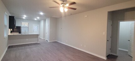 326 Caleb Ct in Schertz, TX - Building Photo - Building Photo