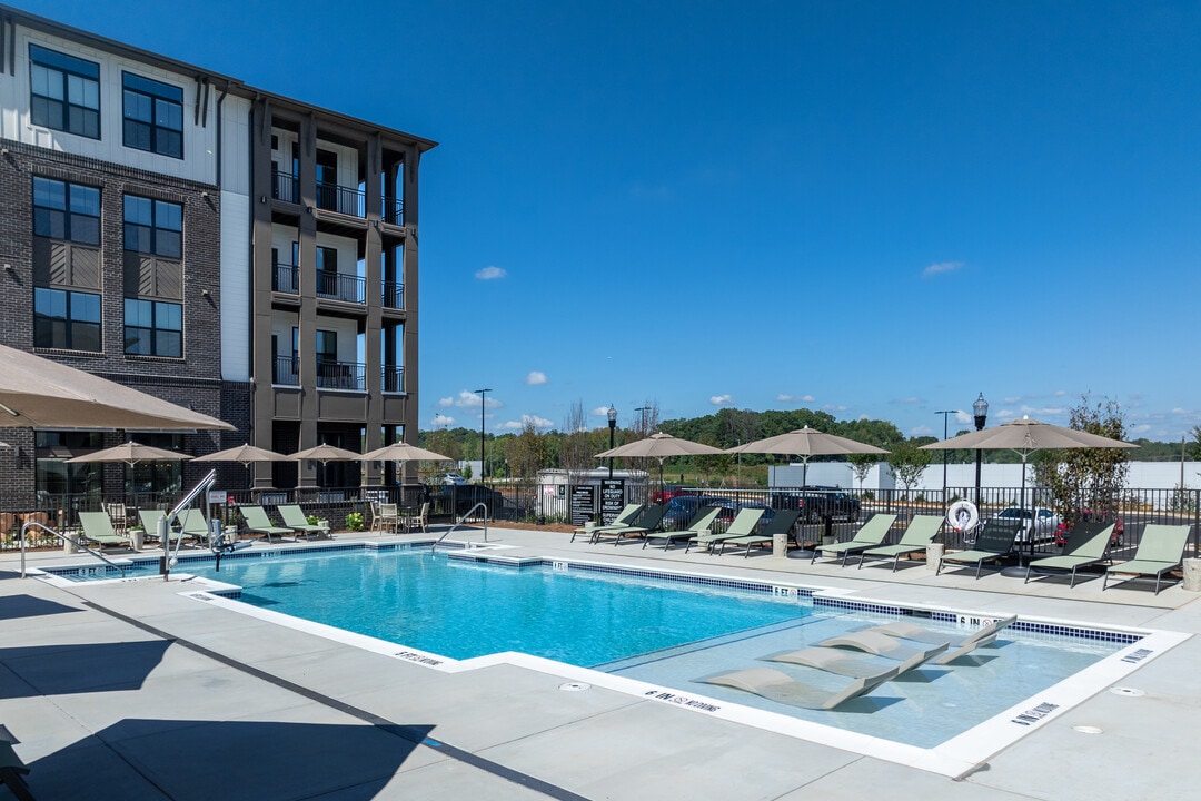 Union Green in Atlanta, GA - Building Photo
