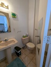 75 Liberty Ave, Unit C1 in Jersey City, NJ - Building Photo - Building Photo