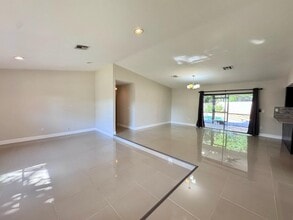 13471 Jonquil Pl in Wellington, FL - Building Photo - Building Photo