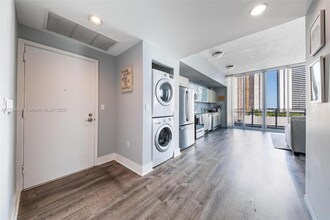 350 NE 24th St in Miami, FL - Building Photo - Building Photo