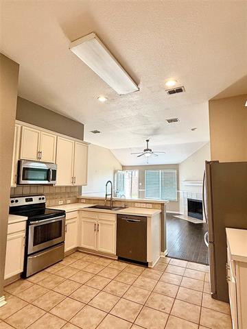1513 W Hercules Ln in Denton, TX - Building Photo - Building Photo