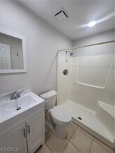 1727 SE 15th Pl in Cape Coral, FL - Building Photo - Building Photo