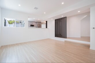 1346 N Stanley Ave in Los Angeles, CA - Building Photo - Building Photo