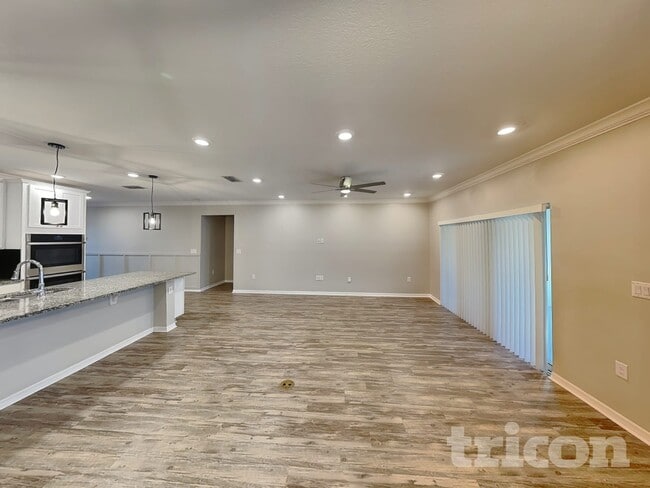 223 Jackson Lp in DeLand, FL - Building Photo - Building Photo