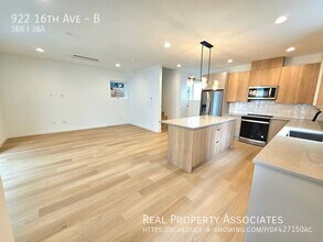 922 16th Ave in Seattle, WA - Building Photo - Building Photo