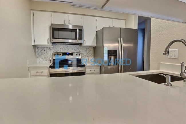 property at 1850 Grant Ave S