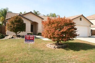 3617 N Mendonca St in Visalia, CA - Building Photo