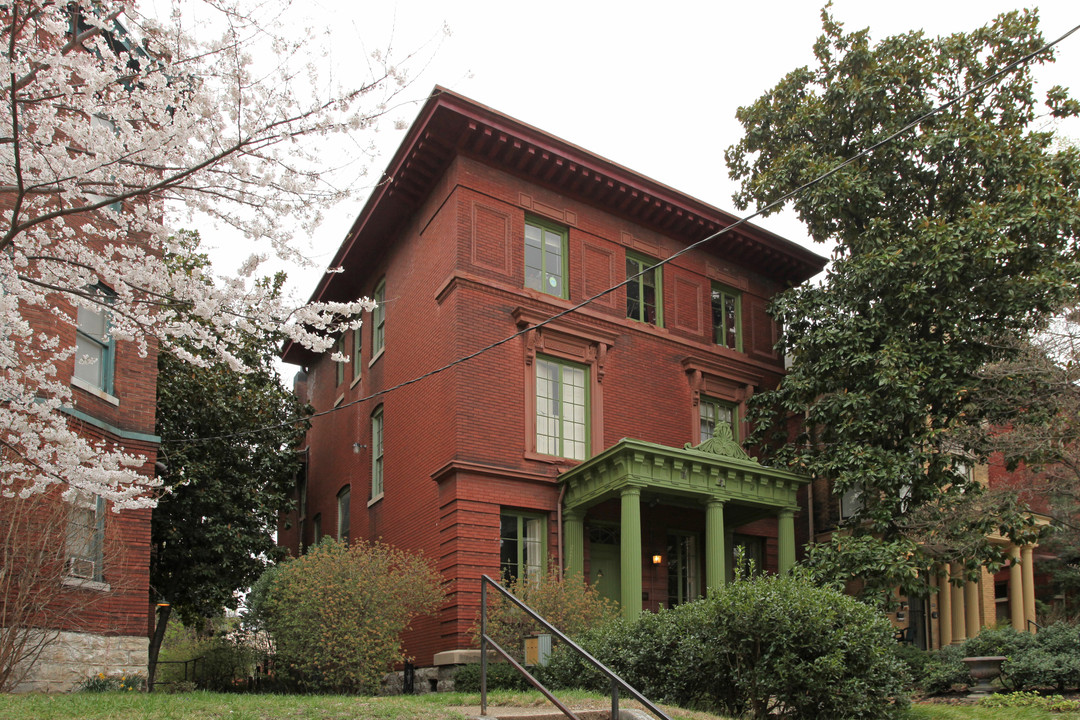 1445 S 4th St in Louisville, KY - Building Photo