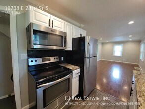 10708 E 28th St S in Independence, MO - Building Photo - Building Photo