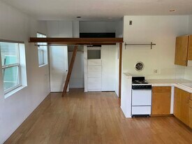 1501 E Spring St, Unit Unit 1 in Seattle, WA - Building Photo