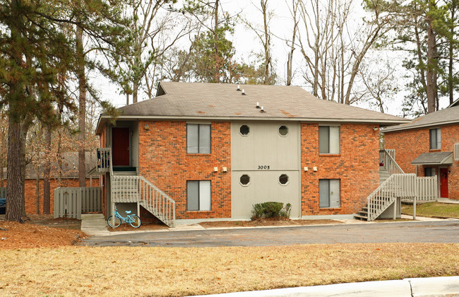 Westwood Village in Augusta, GA - Building Photo - Building Photo