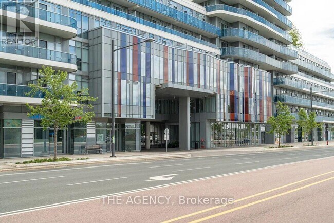 9471 Yonge St in Richmond Hill, ON - Building Photo - Building Photo