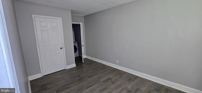 property at 1702 Gales St NE