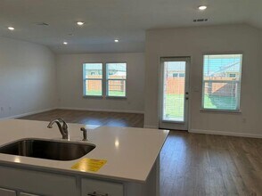 1828 Marlin Spike Dr in Leander, TX - Building Photo - Building Photo