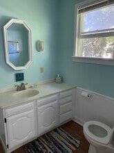 11317 E Shore Dr in Whitmore Lake, MI - Building Photo - Building Photo