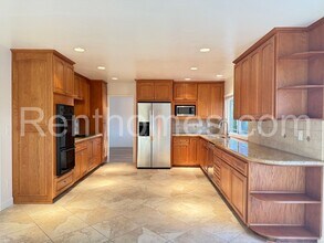 11895 Handrich Dr in San Diego, CA - Building Photo - Building Photo