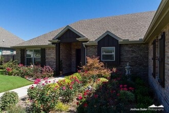 3252 N Bentley Ridge in Fayetteville, AR - Building Photo - Building Photo