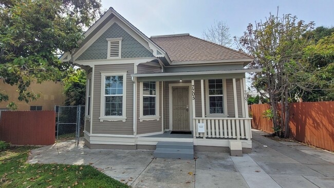 7705 Bright Ave in Whittier, CA - Building Photo - Building Photo
