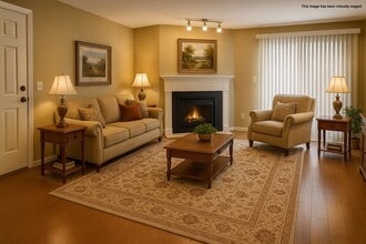 16817 Larch Way in Lynnwood, WA - Building Photo - Building Photo