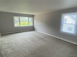 5846 Sheridan Dr in Amherst, NY - Building Photo - Building Photo