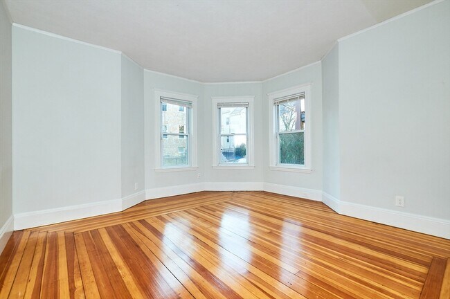 5 Albion St in Somerville, MA - Building Photo - Building Photo