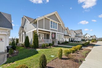 8681 Belladonna Dr in College Grove, TN - Building Photo - Building Photo