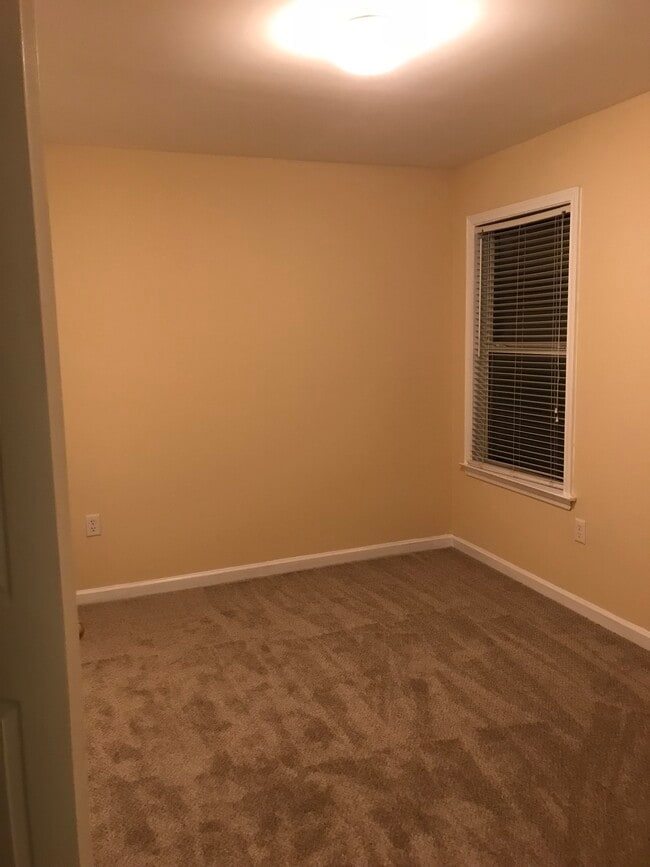 1317 Island Pl E in Memphis, TN - Building Photo - Building Photo