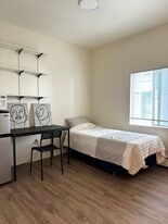 5042 11th Ave NE, Unit 39 in Seattle, WA - Building Photo