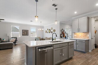 140 Sawgrass Dr in Yulee, FL - Building Photo - Building Photo