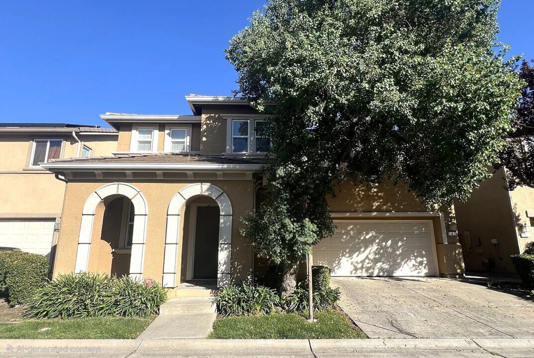 8 Halsey Pl in Sacramento, CA - Building Photo