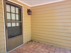 270 Huckleberry Ln in Ellenwood, GA - Building Photo - Building Photo