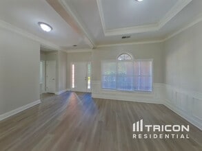 4201 Pine Hill Dr in Loganville, GA - Building Photo - Building Photo