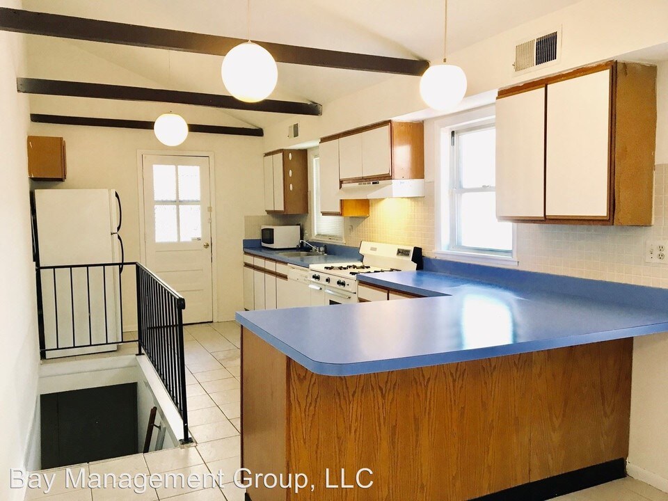 1020 Light St in Baltimore, MD - Building Photo