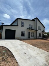 4701 Wally Ave in Austin, TX - Foto de edificio - Building Photo