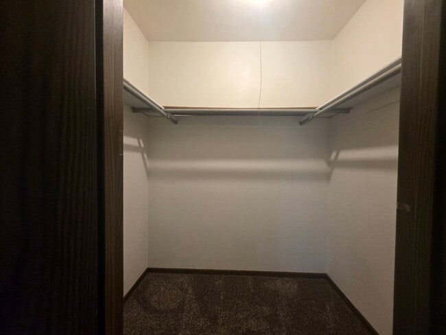 3609 Joan Dr in Waterloo, IA - Building Photo - Building Photo