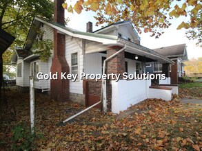 815 N Elm St in Muncie, IN - Building Photo - Building Photo