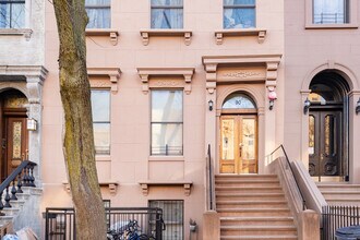 90 1st Pl in Brooklyn, NY - Building Photo - Building Photo