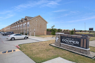 Crest at Cooper in Lubbock, TX - Foto de edificio - Building Photo