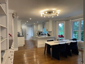 66 Calvary St in Waltham, MA - Building Photo - Building Photo
