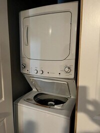 8906 Freeland St photo'