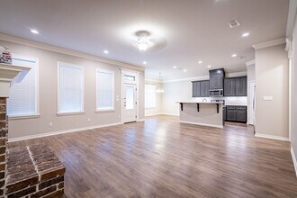 3708 Old Omen Rd in Tyler, TX - Building Photo - Building Photo