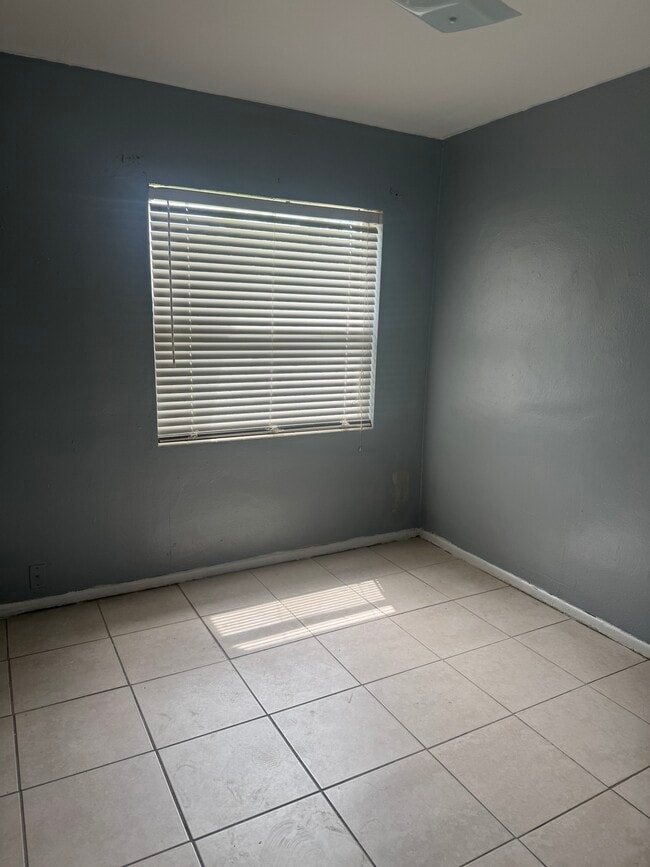 4837 Shoshone St in Orlando, FL - Building Photo - Building Photo
