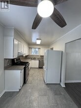 691 Irwin Crescent in Newmarket, ON - Building Photo - Building Photo